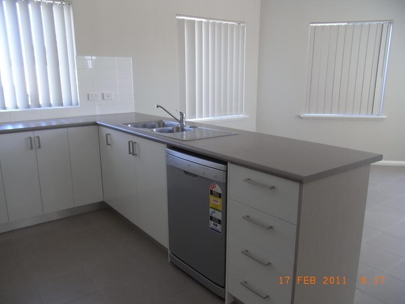 36 Grey Street, Cannington WA 6107