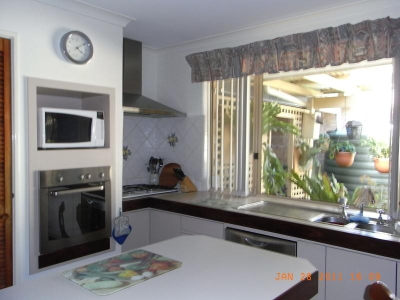 17 Wickling Drive, Beckenham WA 6107