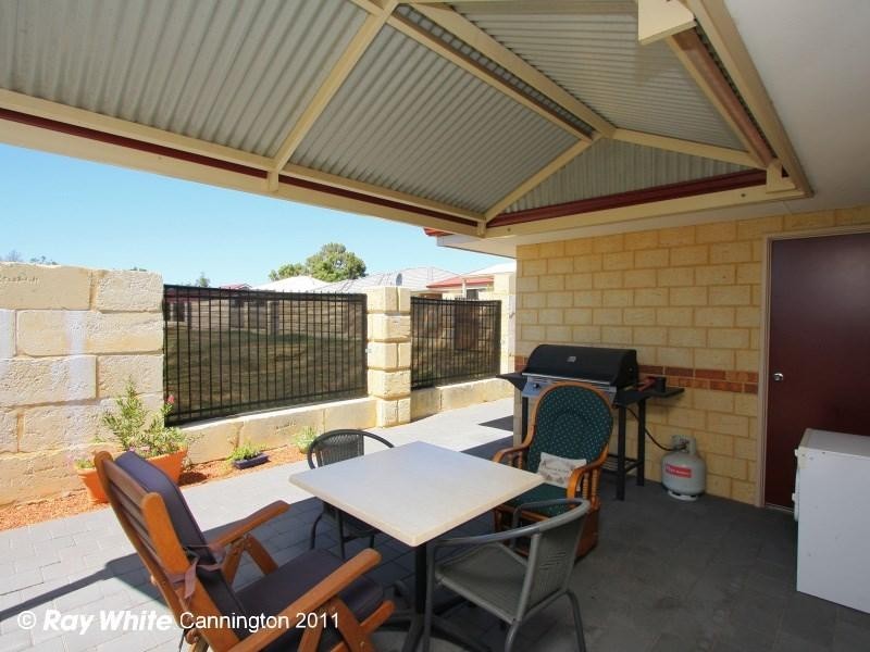 1/6 Gold Court, Maddington WA 6109