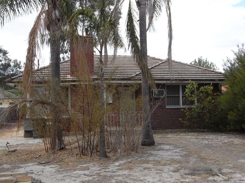 16 Coulson Street, Wilson WA 6107