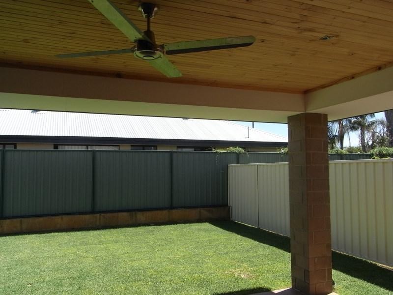 18A Beckenham Street, Beckenham WA 6107