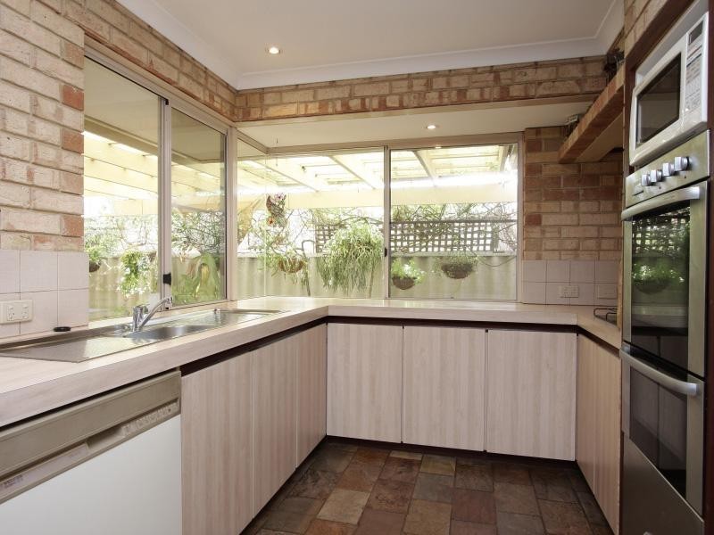 14 Corry Street, East Cannington WA 6107