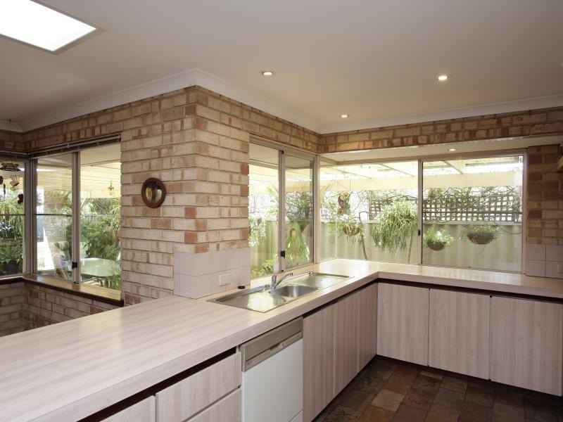 14 Corry Street, East Cannington WA 6107