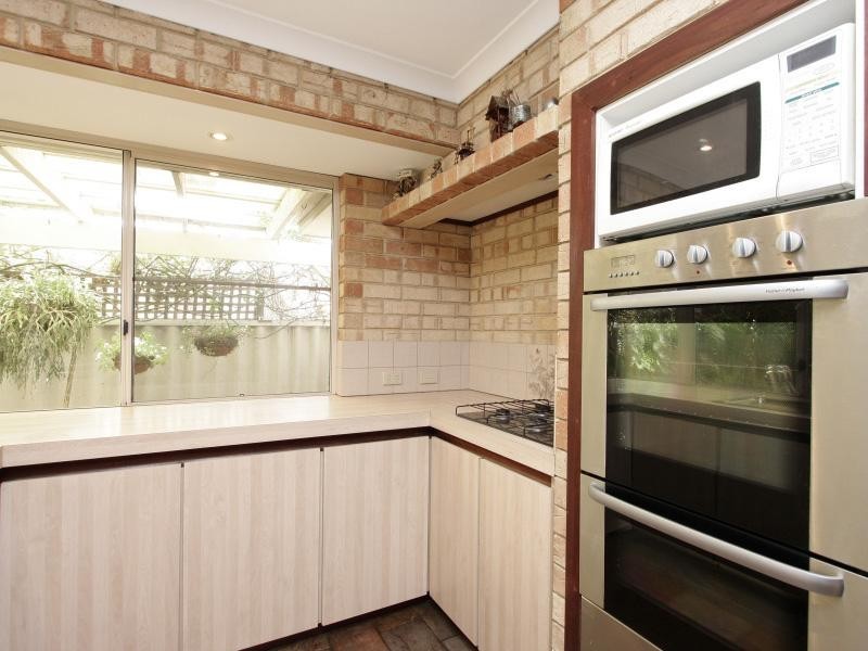 14 Corry Street, East Cannington WA 6107