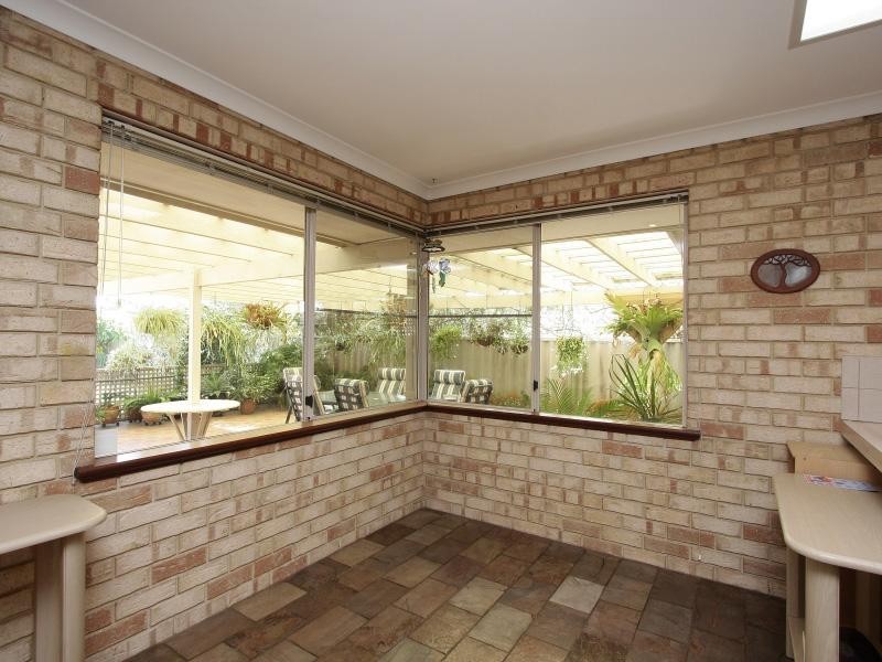 14 Corry Street, East Cannington WA 6107