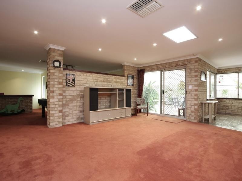 14 Corry Street, East Cannington WA 6107