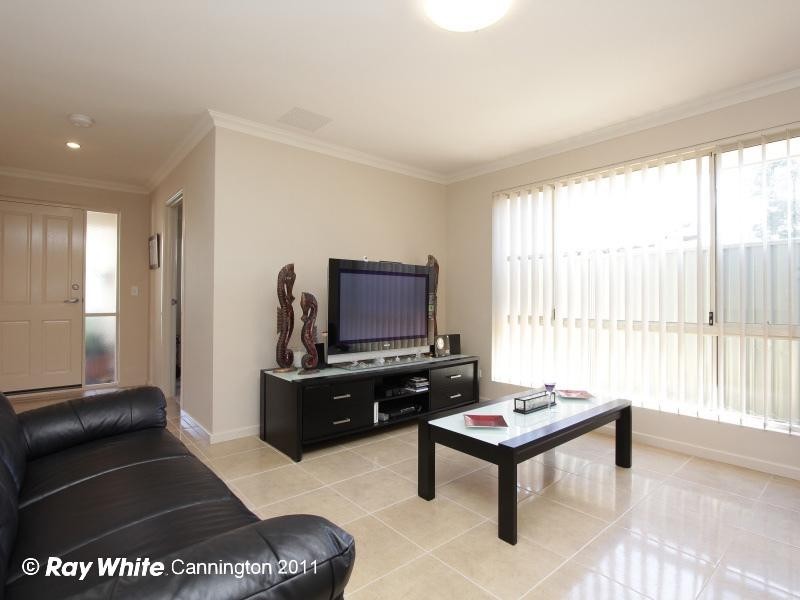 3c Medhurst Crescent, Nollamara WA 6061