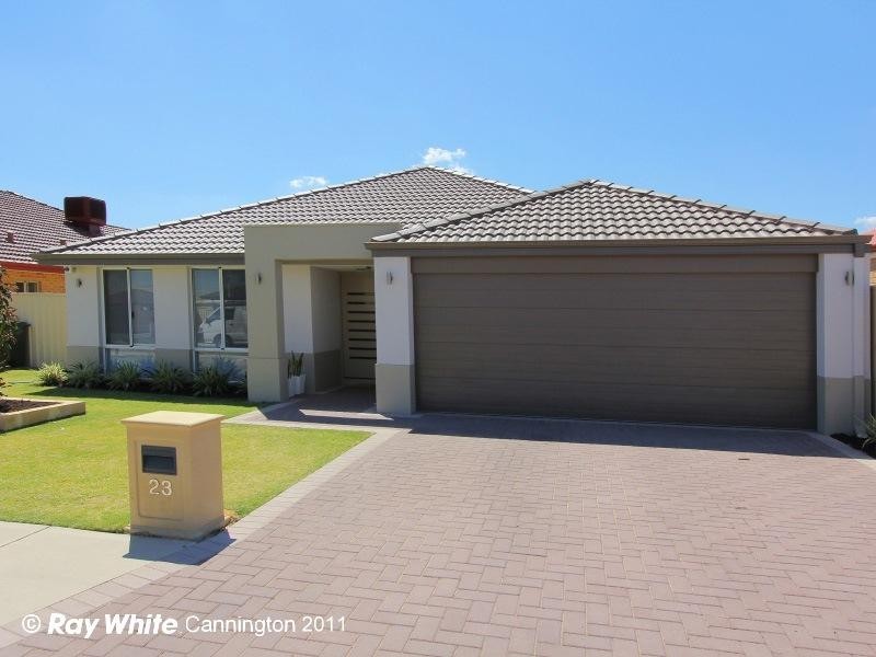 23 Grenoble Street, Piara Waters WA 6112