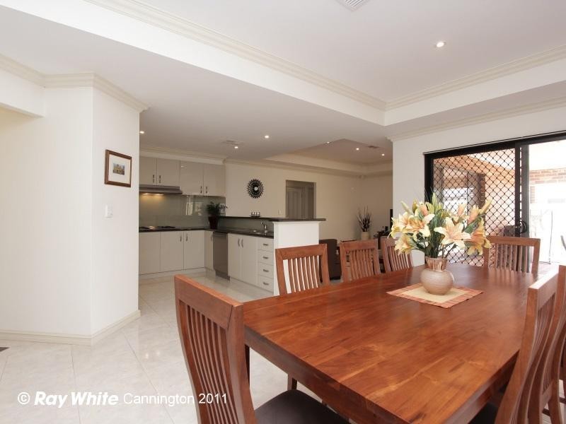 6 Gianatti Ramble, East Cannington WA 6107