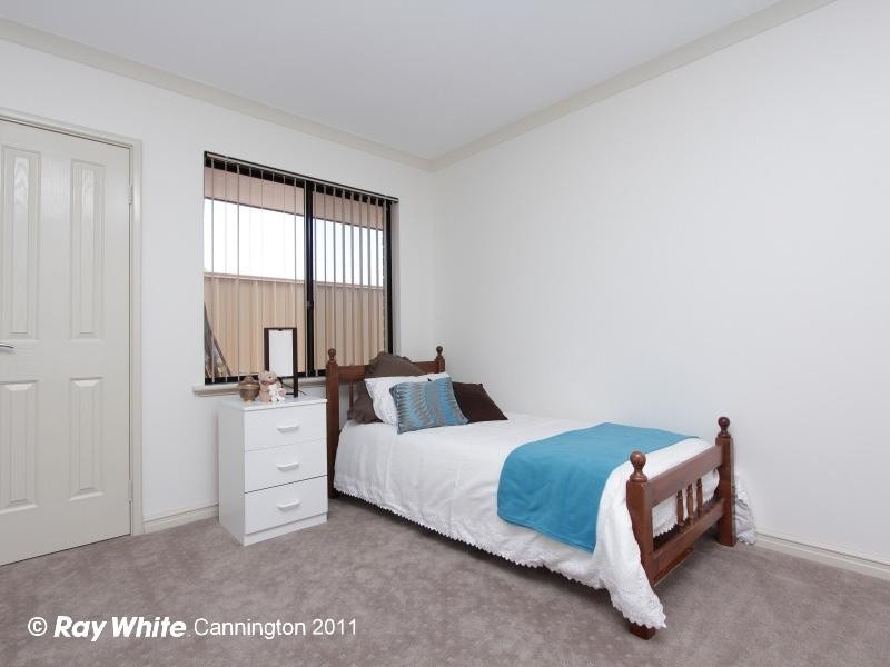 6 Gianatti Ramble, East Cannington WA 6107