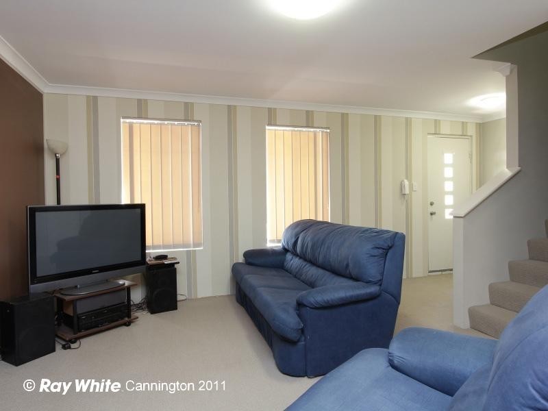 8/11 Choseley Place, Langford WA 6147