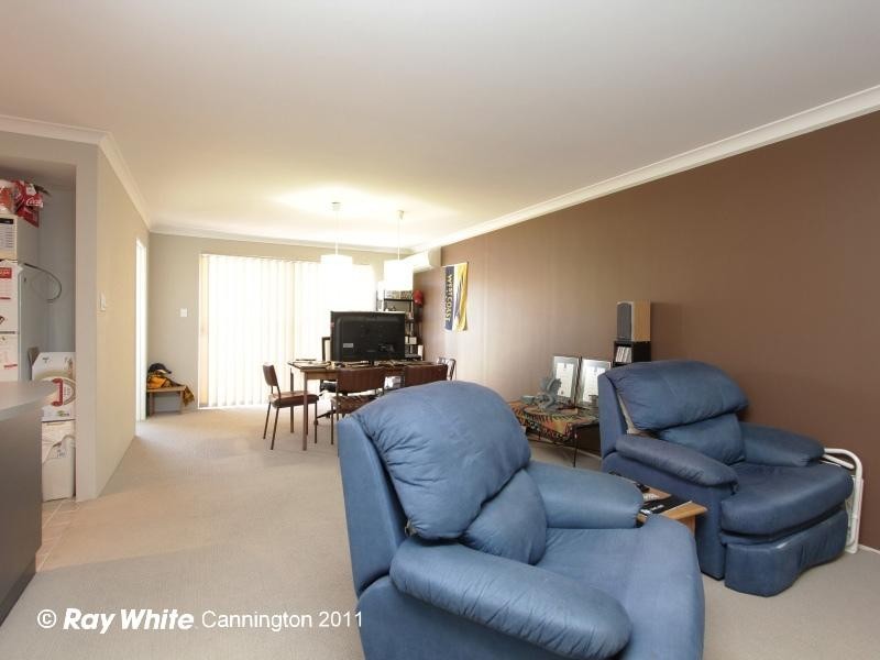 8/11 Choseley Place, Langford WA 6147