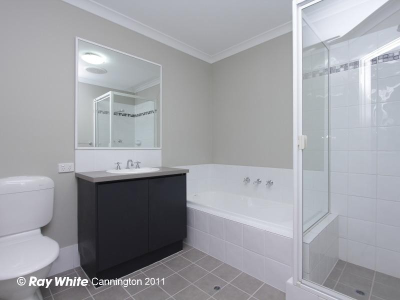 8/11 Choseley Place, Langford WA 6147