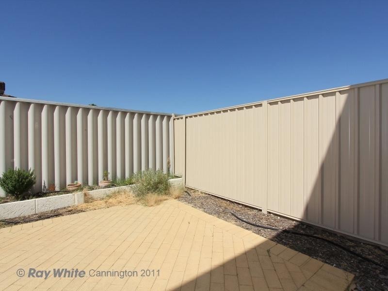 8/11 Choseley Place, Langford WA 6147