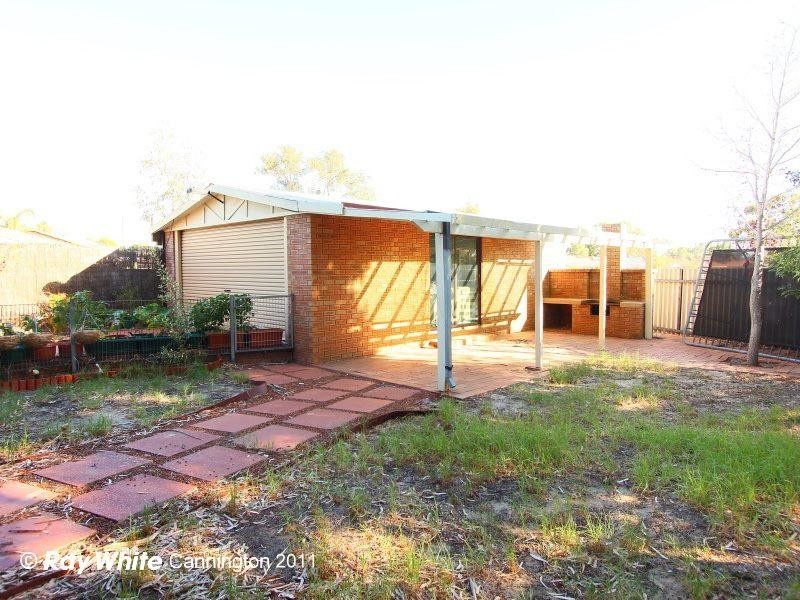 20 Shere Street, Kenwick WA 6107