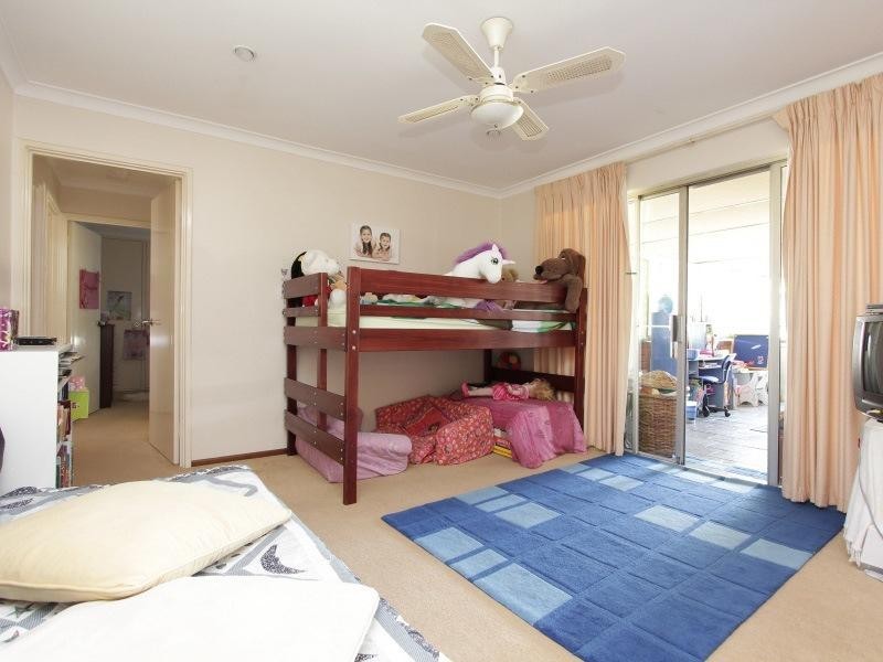 211 Station Street, East Cannington WA 6107