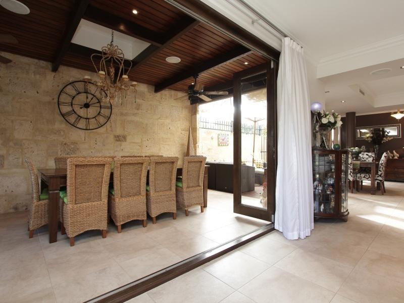 5/8 Mason Street, Cannington WA 6107