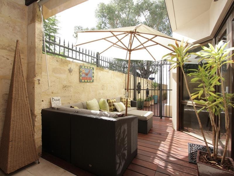 5/8 Mason Street, Cannington WA 6107