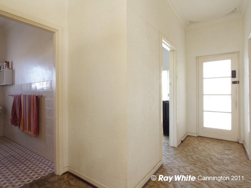 22 Salisbury Street, St James WA 6102