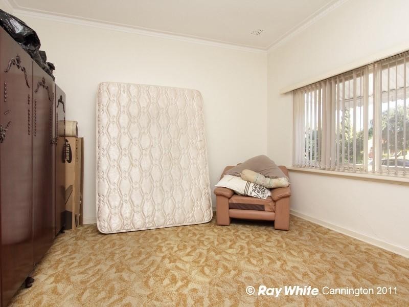 22 Salisbury Street, St James WA 6102