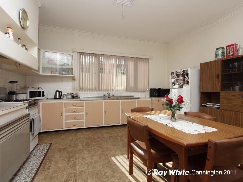 22 Salisbury Street, St James WA 6102