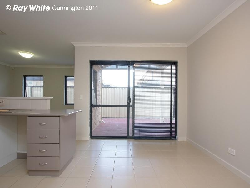 15 Bent Street, Cannington WA 6107