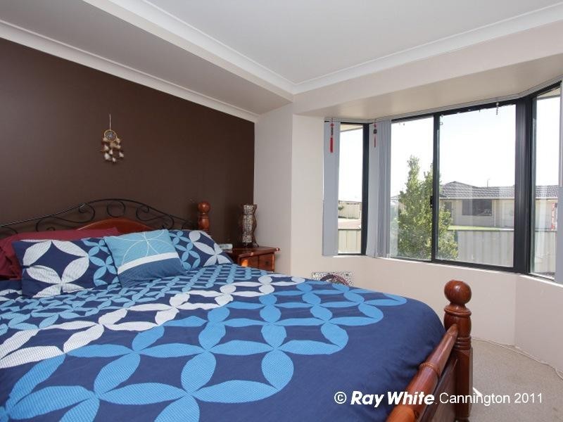 5 Summershill Gate, Kenwick WA 6107