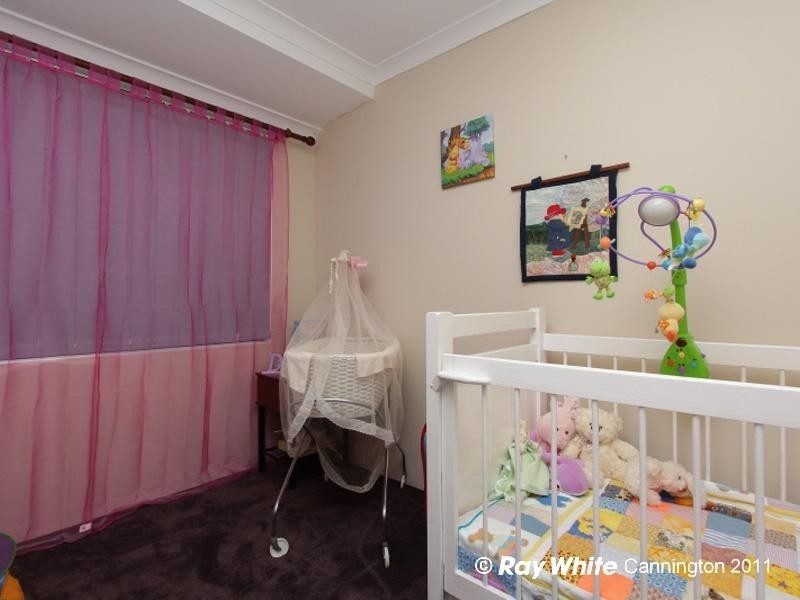 5 Summershill Gate, Kenwick WA 6107