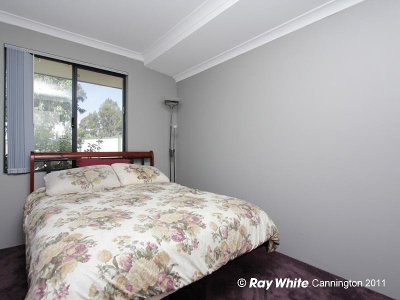 5 Summershill Gate, Kenwick WA 6107