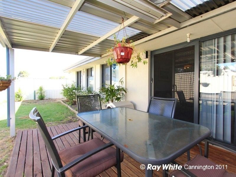 5 Summershill Gate, Kenwick WA 6107