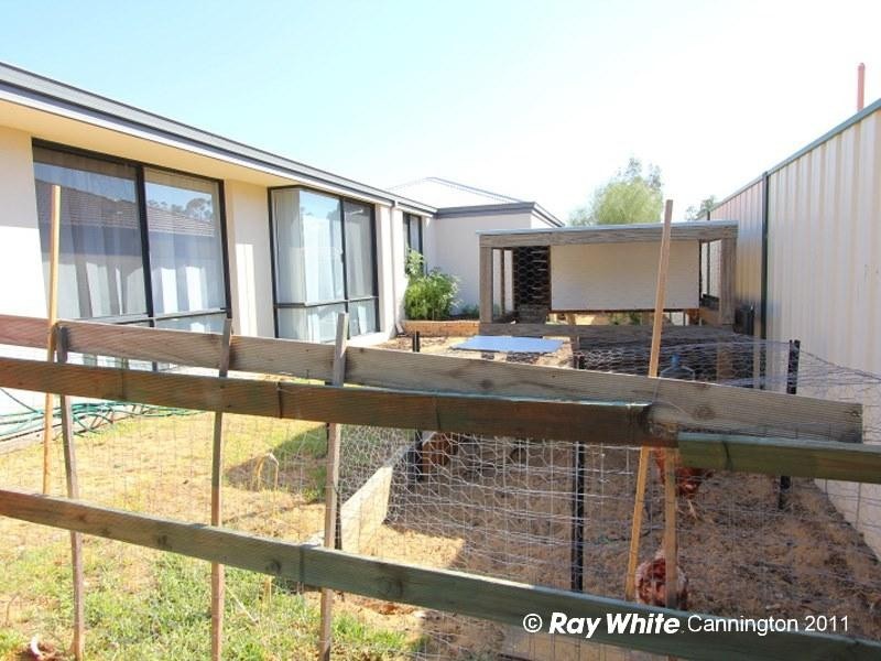 5 Summershill Gate, Kenwick WA 6107