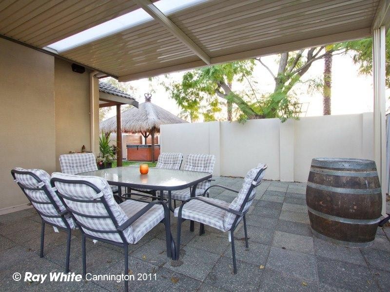 4 Waldon Street, Wilson WA 6107