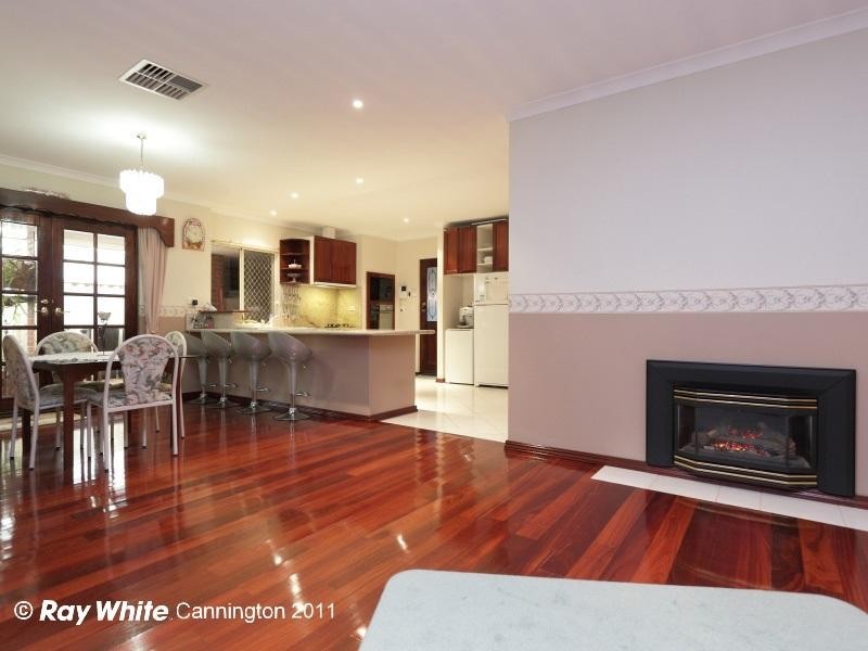 17 Woodside Loop, Beckenham WA 6107