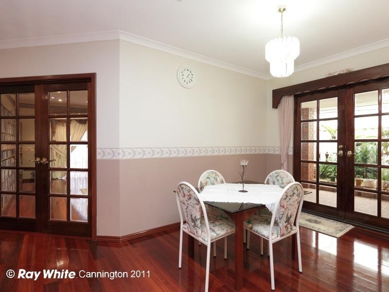 17 Woodside Loop, Beckenham WA 6107