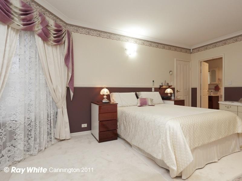 17 Woodside Loop, Beckenham WA 6107