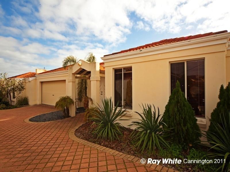 2/15 Anthony Way, Tuart Hill WA 6060