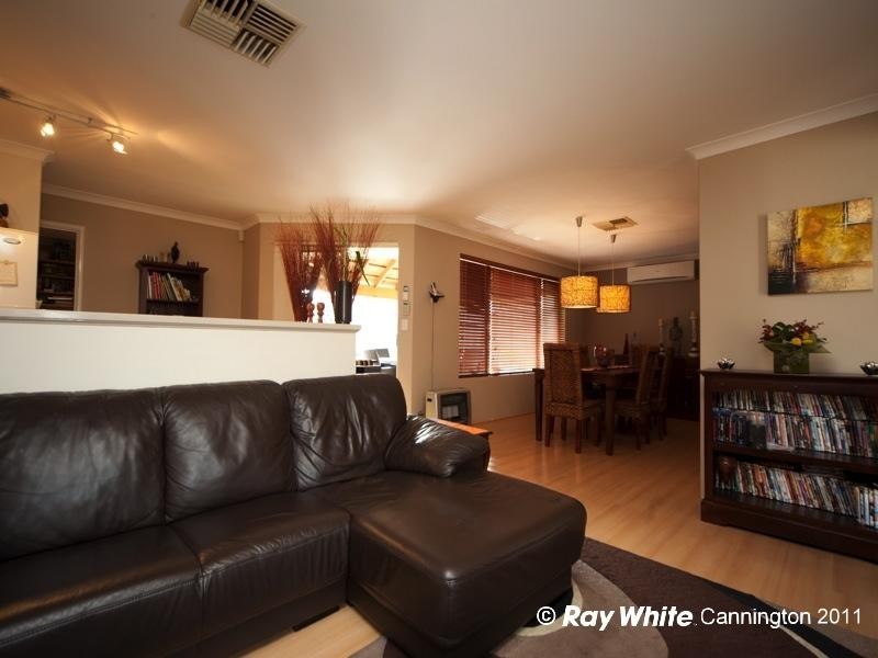 2/15 Anthony Way, Tuart Hill WA 6060