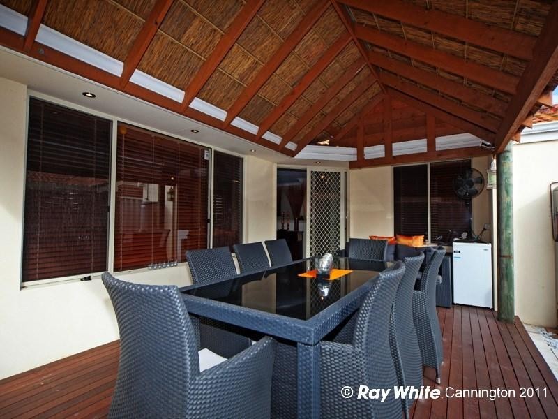 2/15 Anthony Way, Tuart Hill WA 6060