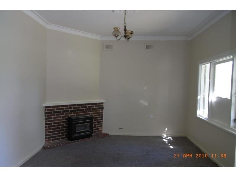 21 Fitzroy Street, Queens Park WA 6107