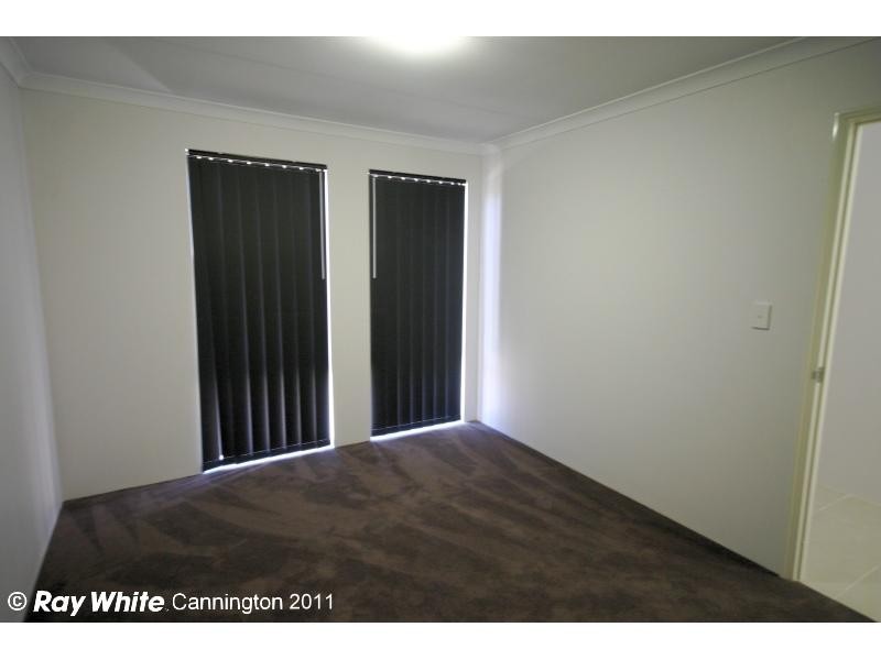 2c Leslie Street, Cannington WA 6107