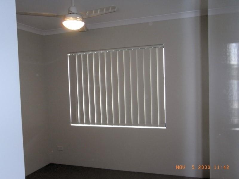 16/17 SOUTHDOWN Place, Thornlie WA 6108