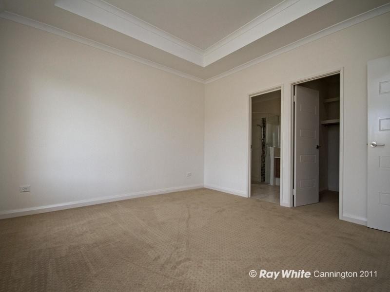 70 Waterfoot Loop, Canning Vale WA 6155