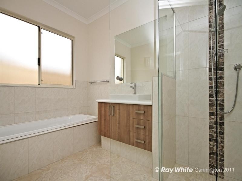 70 Waterfoot Loop, Canning Vale WA 6155