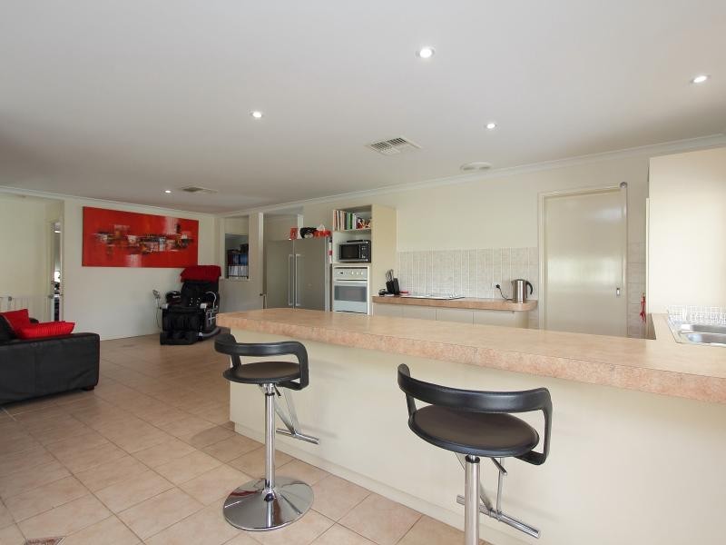 251 Station Street, East Cannington WA 6107