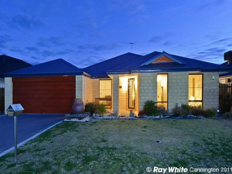56 Warrida Way, Maddington WA 6109