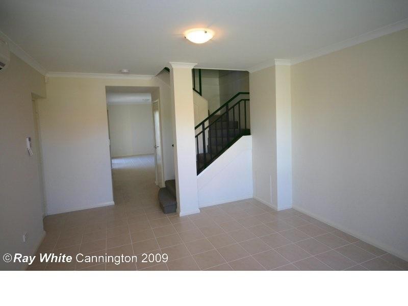 Unit 2/6 Hogarth Street, Cannington WA 6107