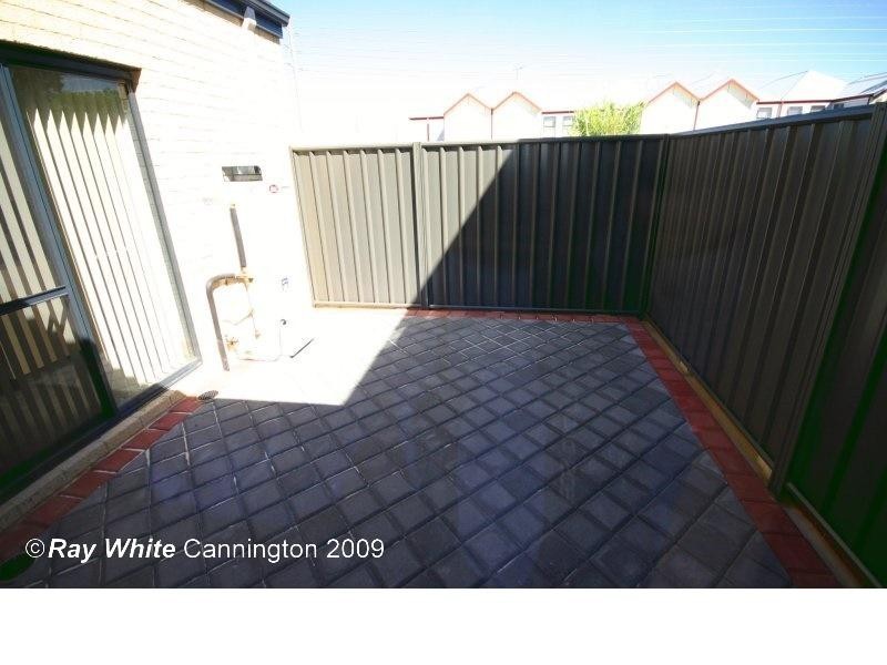 Unit 2/6 Hogarth Street, Cannington WA 6107