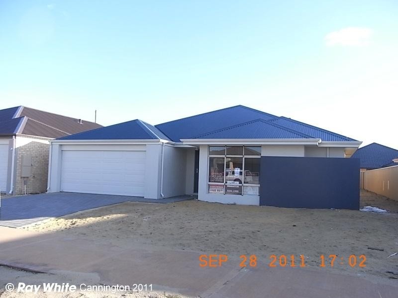 21 Clearwater Drive, Southern River WA 6110