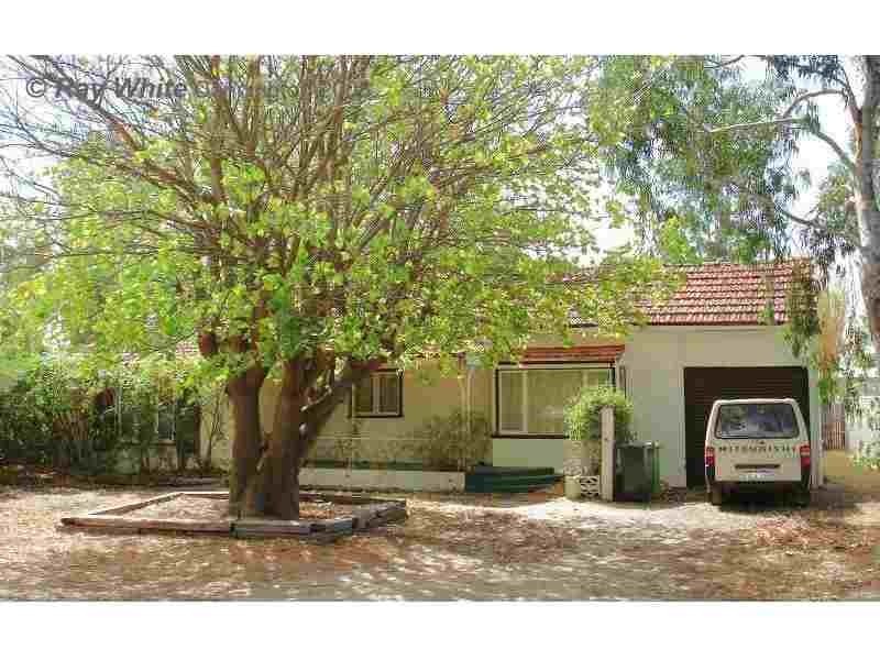 40 Wanaping Road, Kenwick WA 6107