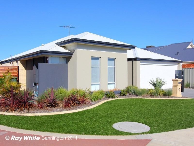 7 Gilman Court, Piara Waters WA 6112